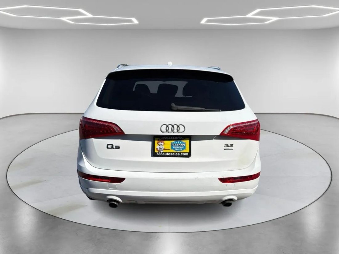 Suv in Fresno, CA, United States 4 - 18272279