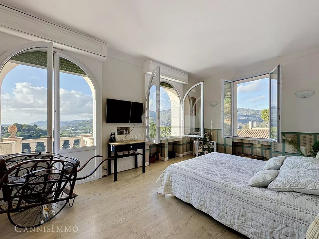 House in La Roquette-sur-Siagne, Provence-Alpes-Côte d'Azur, France 1 - 19001120