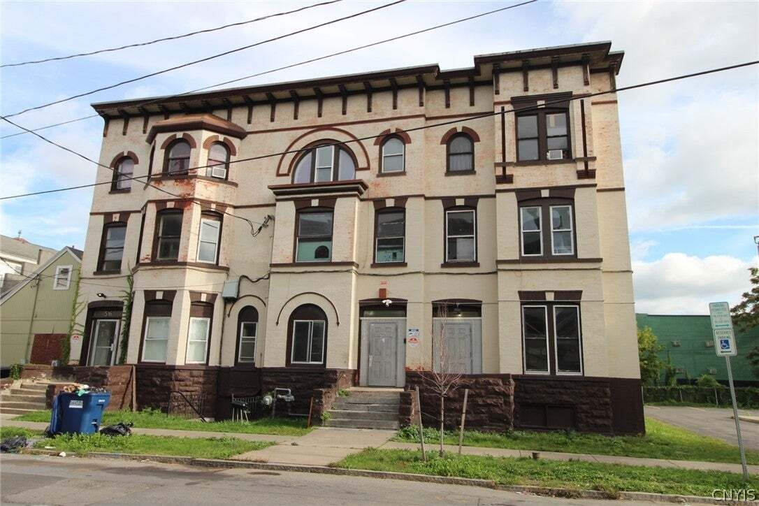 Syracuse, New York, United States 1 - 19002647