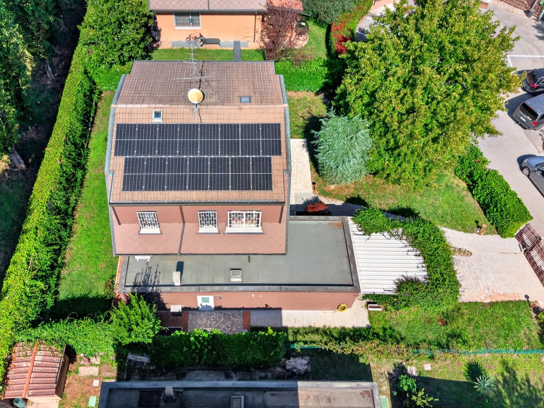 Villa in Arese, Lombardy, Italy 3 - 19003311