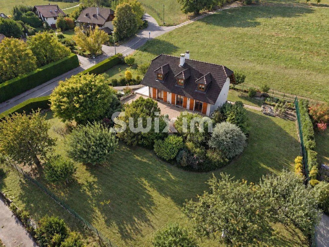 House in Saint-Jean-de-Gonville, Auvergne-Rhône-Alpes, France 2 - 19007543