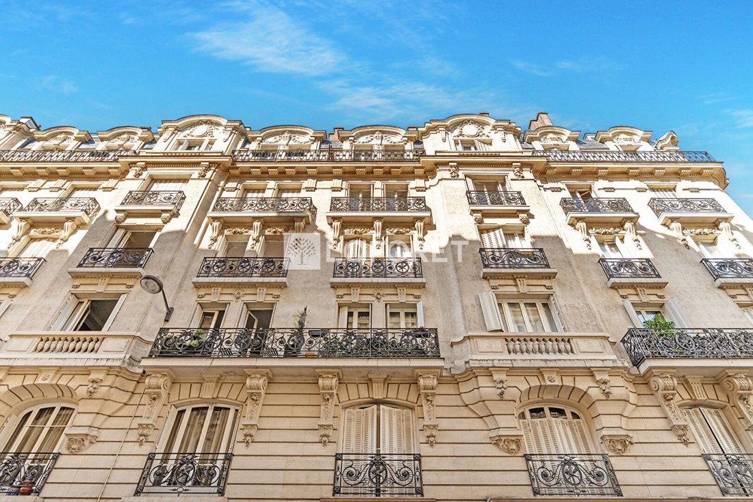 Apartment in La Fourche-Guy Môquet, Paris 17e Arrondissement, Paris 1 - 19008163