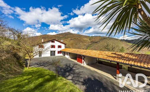 House in Saint-Martin-d'Arrossa, Nouvelle-Aquitaine, France 1