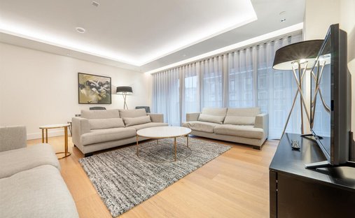 House in Holland Park, Kensington And Chelsea, England 1