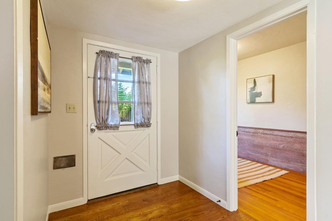 House in San Carlos, California, United States 5 - 19006781