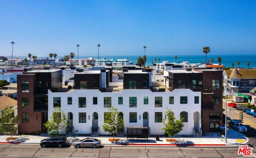 Ventura, California, United States 3 - 19003283