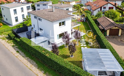 House in Brugg, Aargau, Switzerland 1