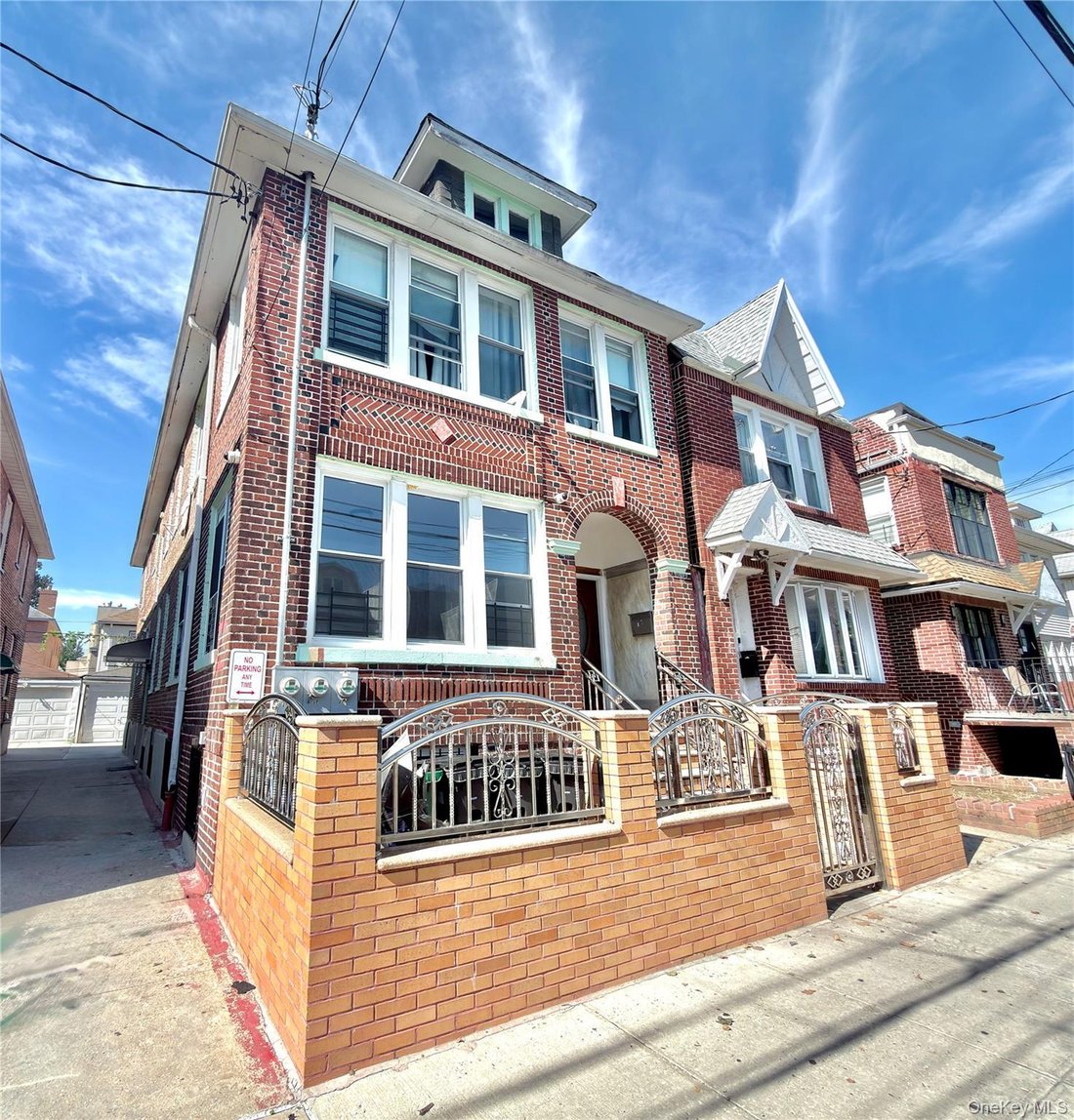 House in New York, New York, United States 2 - 19003245