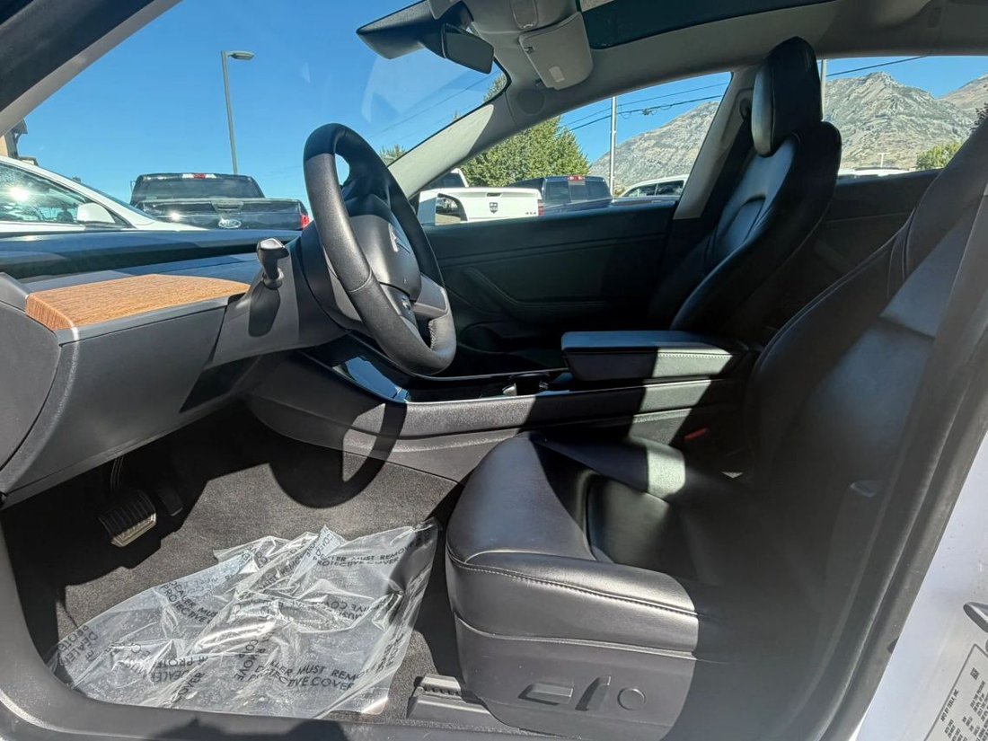 Sedan in Lindon, UT, United States 5 - 19005546