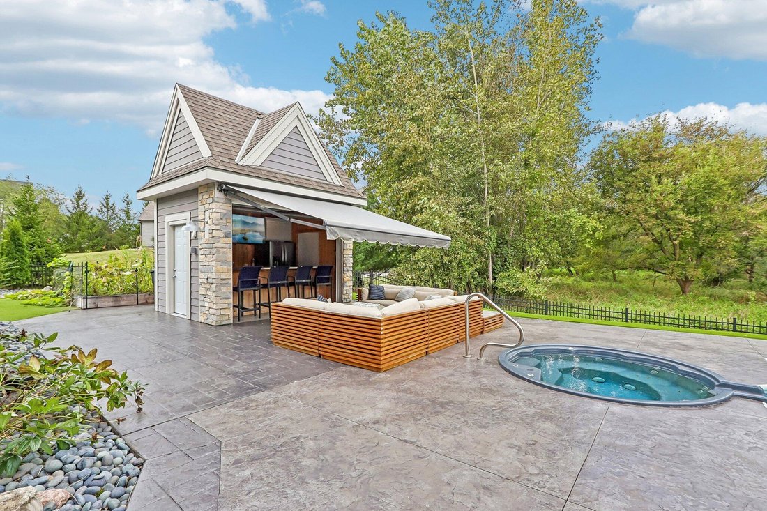 House in Pewaukee, Wisconsin, United States 3 - 19007822