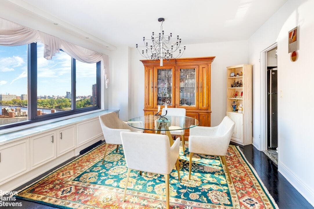 Co Op in New York, New York, United States 2 - 17243971
