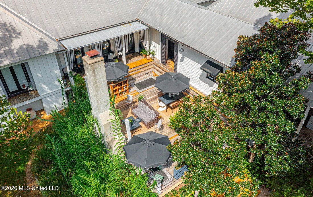 House in Flora, Mississippi, United States 5 - 19002714