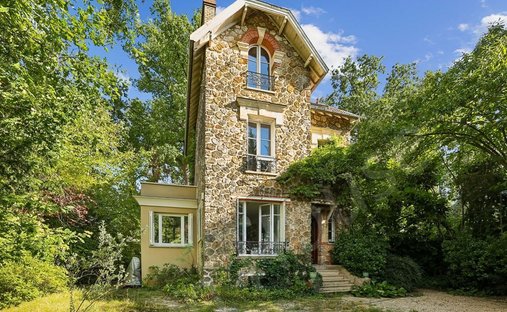 House in Chateau de Vaucresson, Vaucresson, France 1