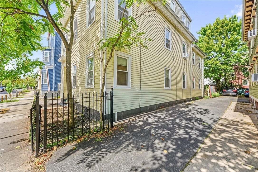 Providence, Rhode Island, United States 2 - 19000353