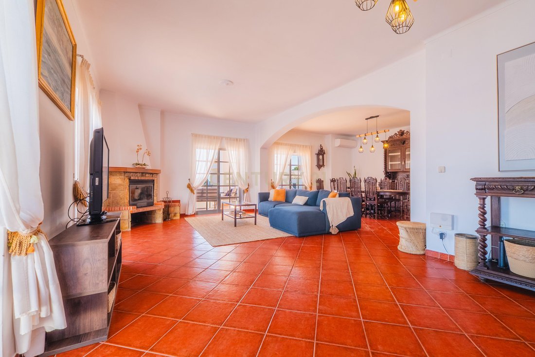 Villa in Lagoa e Carvoeiro, Algarve, Portugal 4 - 19007463