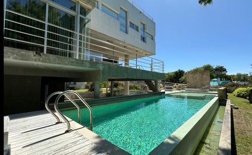 House in Cariló, Buenos Aires Province, Argentina 1
