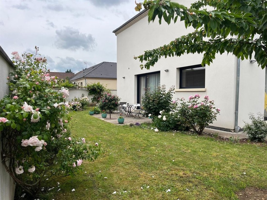 House in Rosny-sur-Seine, Ile-de-France, France 3 - 19007843