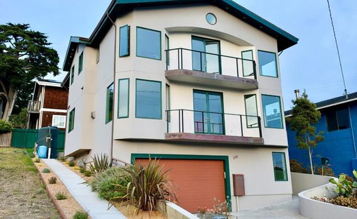 House in El Granada, California, United States 1
