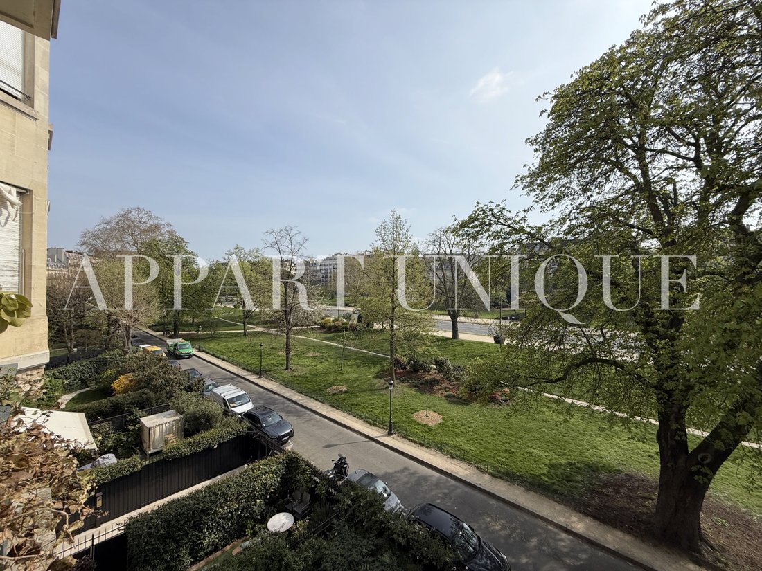 Apartment in Bois de Boulogne, Paris 16e Arrondissement, Paris 2 - 17683962