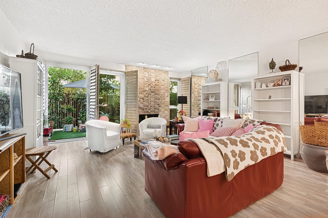 Townhouse in Los Angeles, California, United States 2 - 19006333