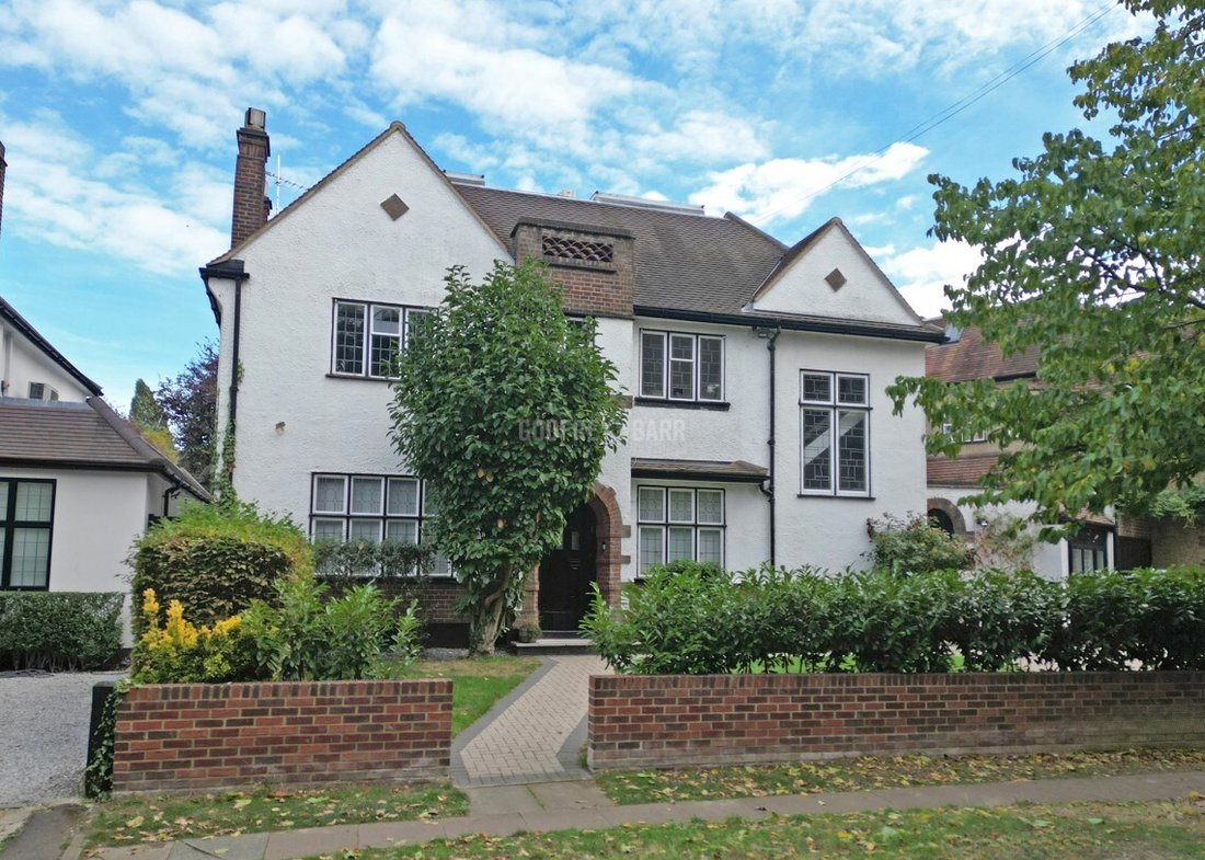 House in Finchley, Barnet, England 1 - 19003027