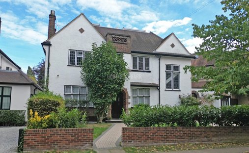 Haus in Finchley, London Borough of Barnet, England 1