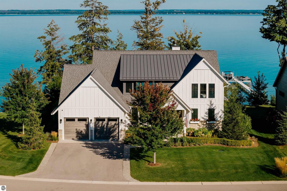 House in Traverse City, Michigan, United States 2 - 19006152