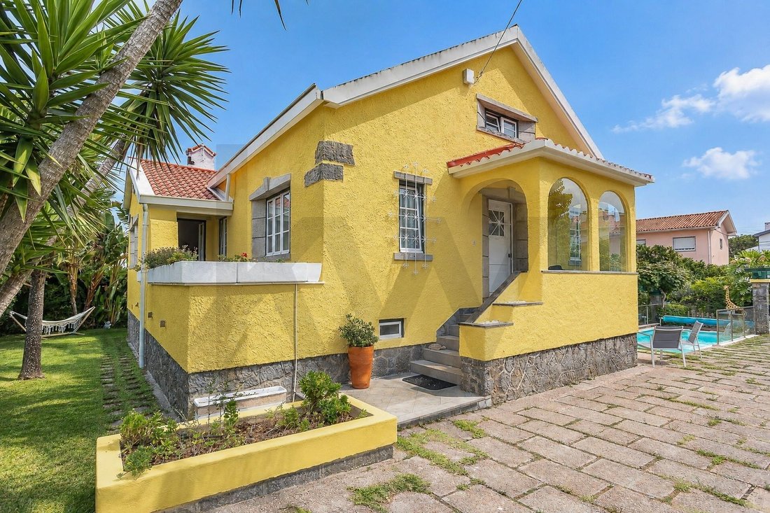 Townhouse in Algueirao-Mem Martins, Lisbon, Portugal 4 - 19006593