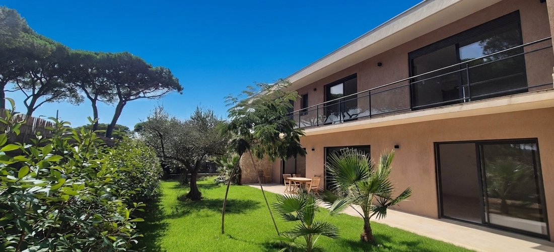 Villa in Le Dramont-Agay-Anthéor-Le Trayas, Saint-Raphaël, France 2 - 19005128