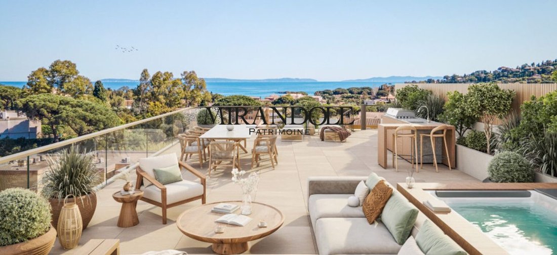 Wohnung in Le Lavandou, Provence-Alpes-Côte d'Azur, Frankreich 1 - 17328635
