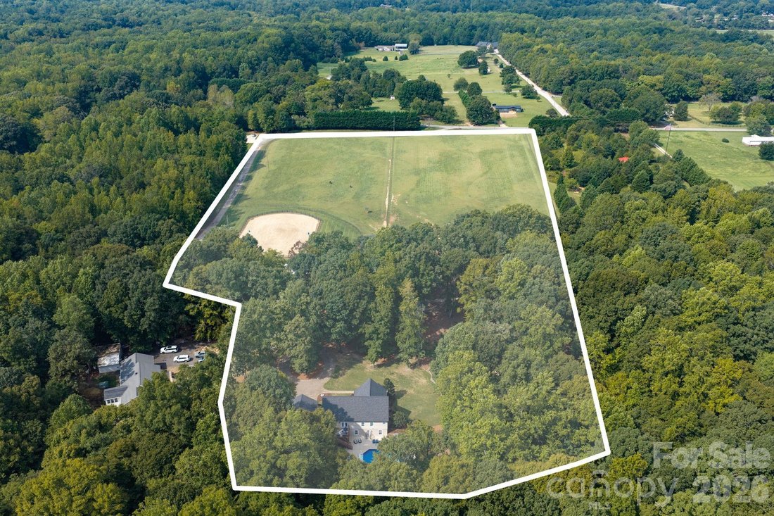 House in Concord, North Carolina, United States 4 - 19000895