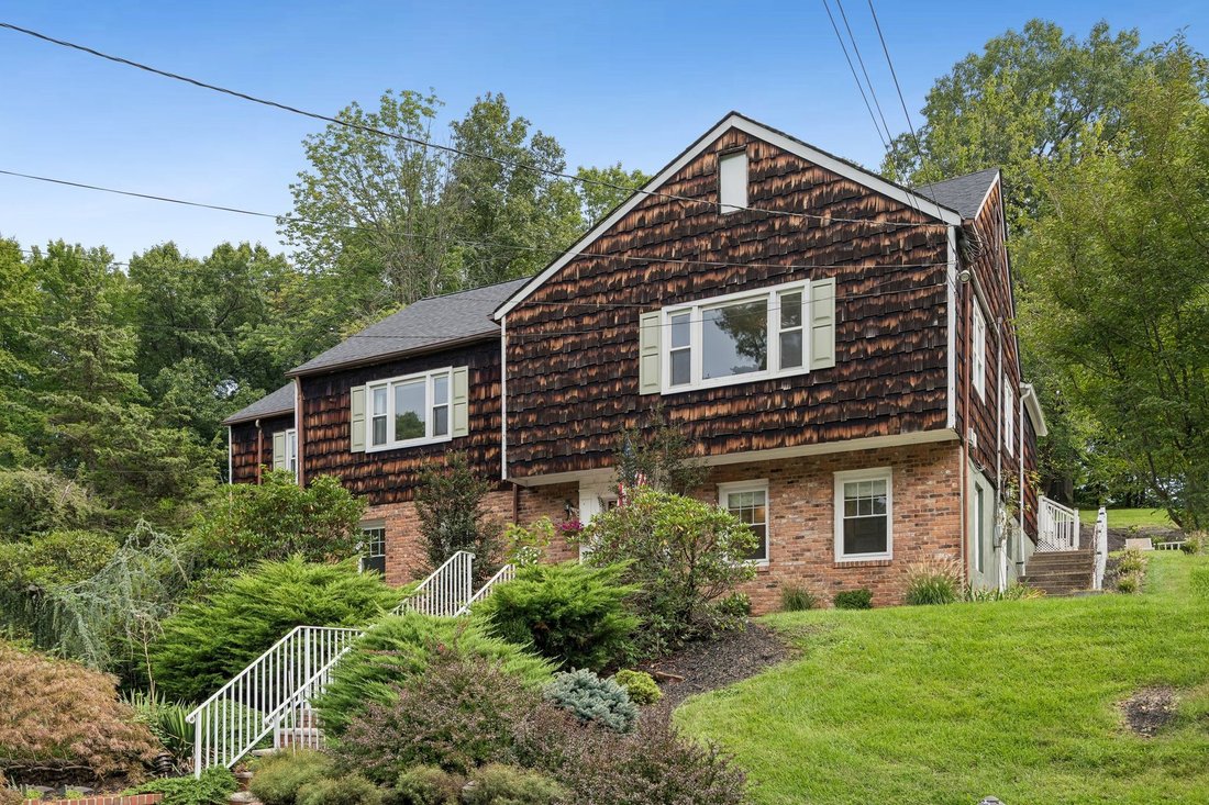 House in Watchung, New Jersey, United States 4 - 19000087