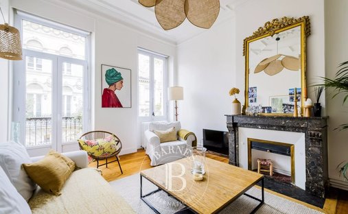 Apartment in Hôtel de Ville-Quinconce-Saint Seurin-Fondaudège, Bordeaux, France 1