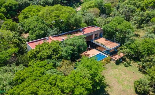 House in San Bernardino, Cordillera Department, Paraguay 1