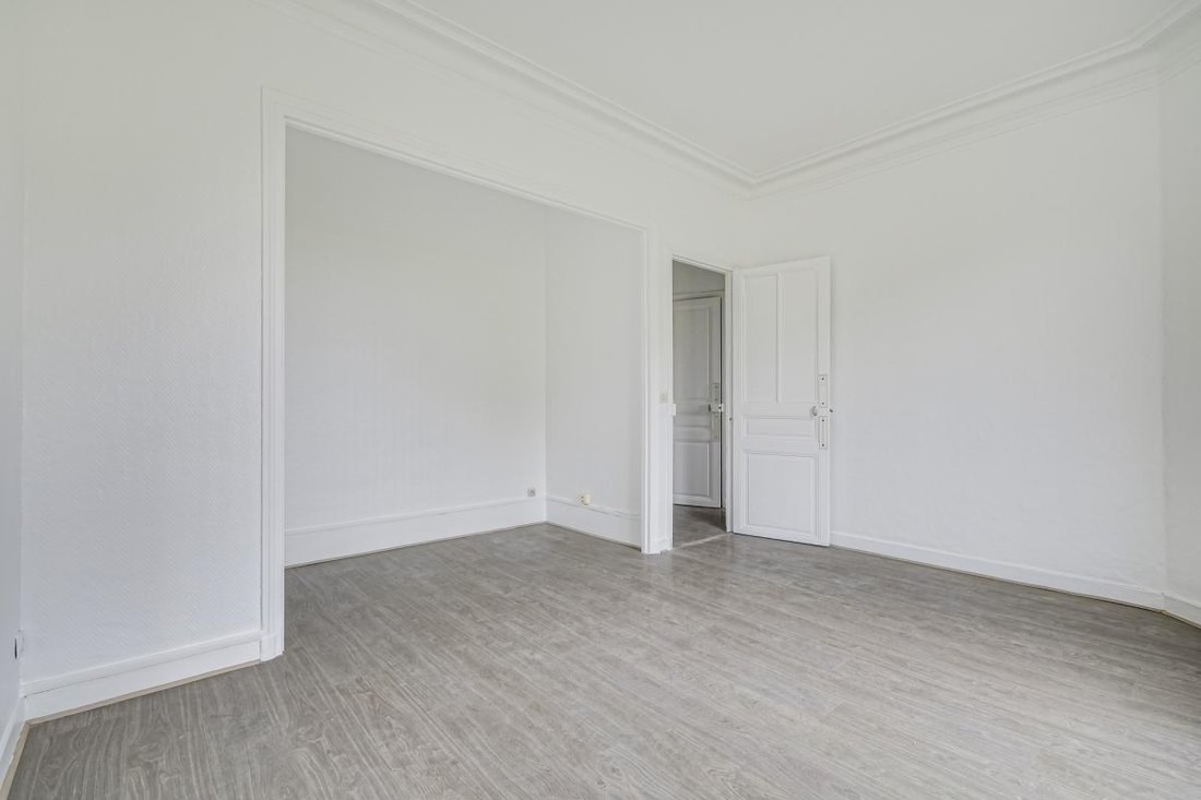 Apartment in Croulebarbe, Paris 13e Arrondissement, Paris 3 - 19001357