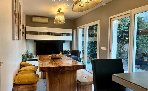 House in Neuilly-Plaisance, Ile-de-France, France 1