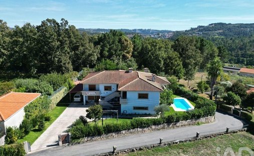 Townhouse in Vila Marim, Vila Real District, Portugal 1