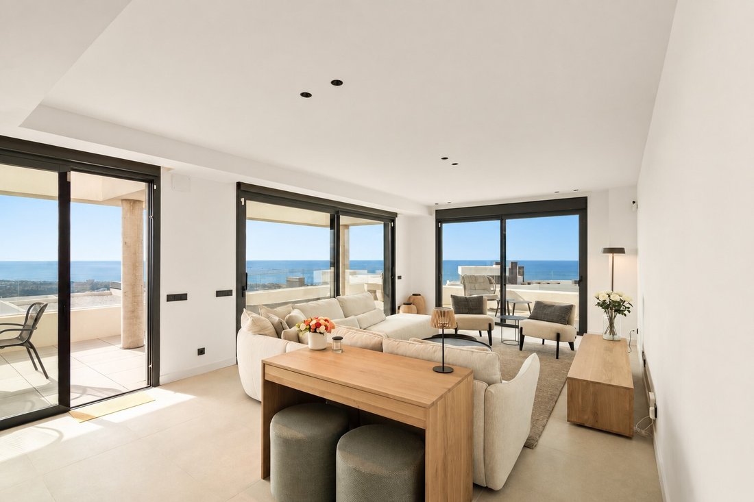 Apartment in Marbella, Andalusia, Spain 3 - 19006891