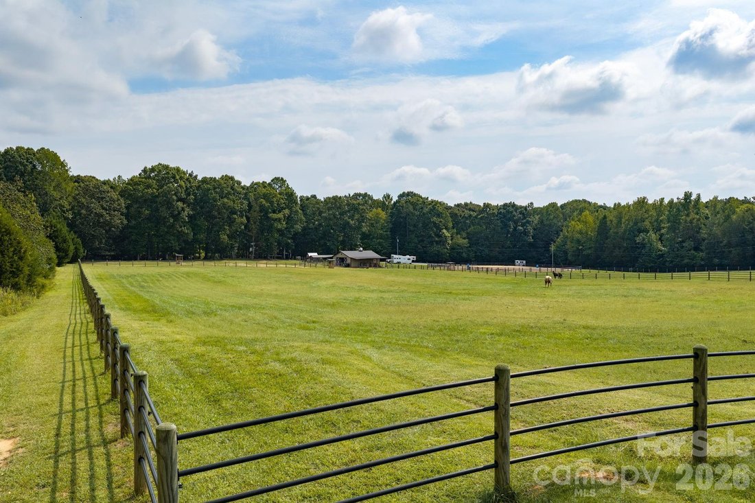 House in Concord, North Carolina, United States 5 - 19000895
