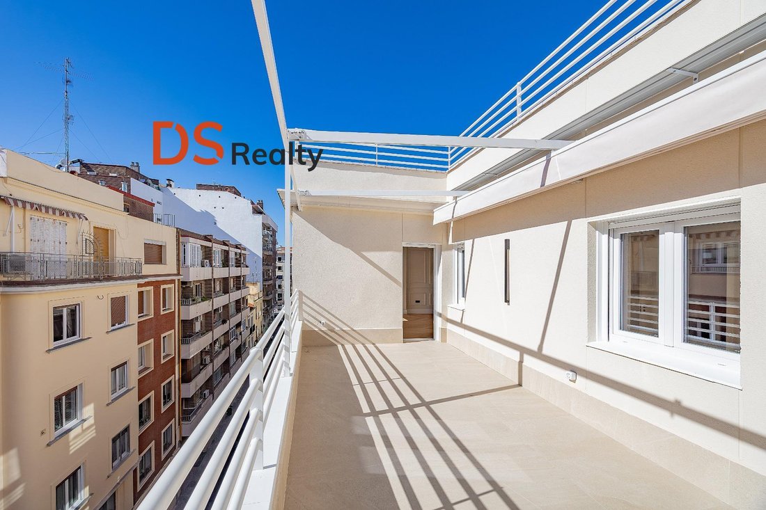 Penthouse in Chamberi, Madrid, Spain 2 - 19004390