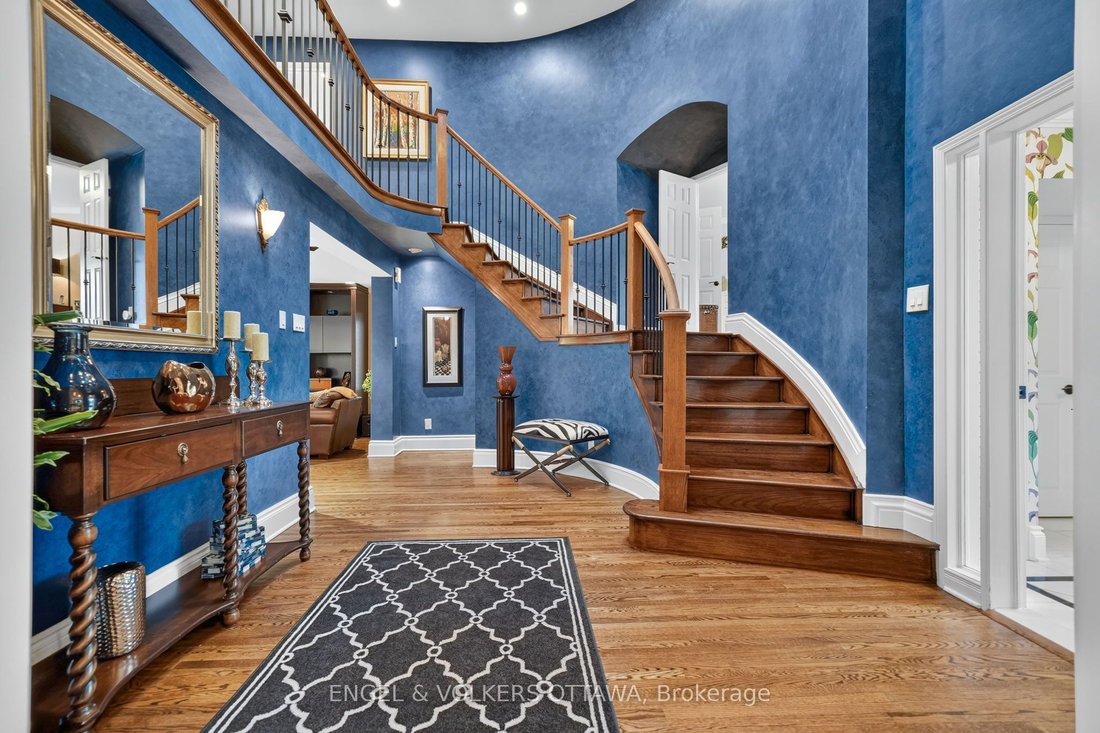 House in Ottawa, Ontario, Canada 3 - 19004721