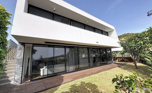 Townhouse in Agua de Pena, Madeira, Portugal 1