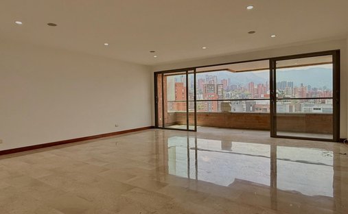 Apartamento en Medellín, Antioquia, Colombia 1