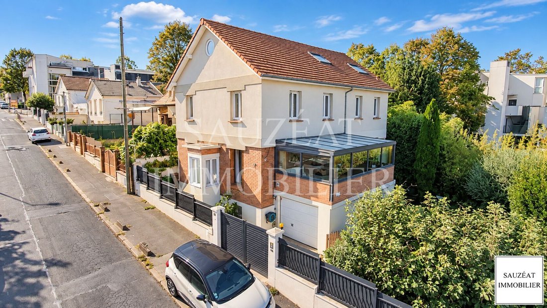 House in Vitry-sur-Seine, Ile-de-France, France 1 - 19007846