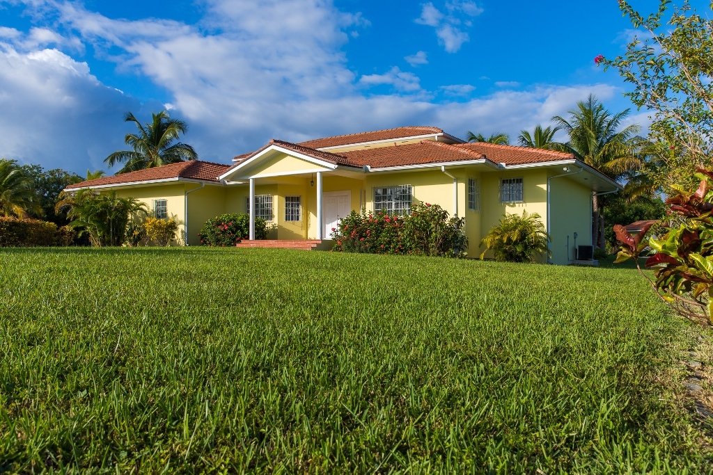 House in Freeport, Freeport, The Bahamas 1 - 19006939