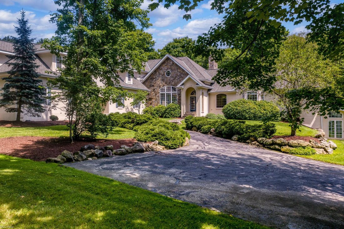 House in Chardon, Ohio, United States 3 - 18684429