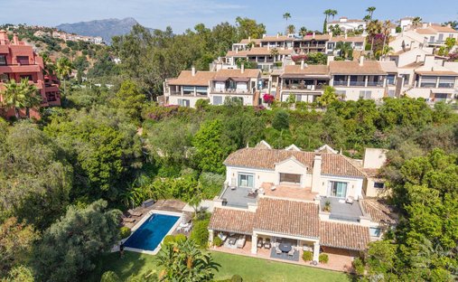 Villa in Benahavis, Andalusia, Spain 1