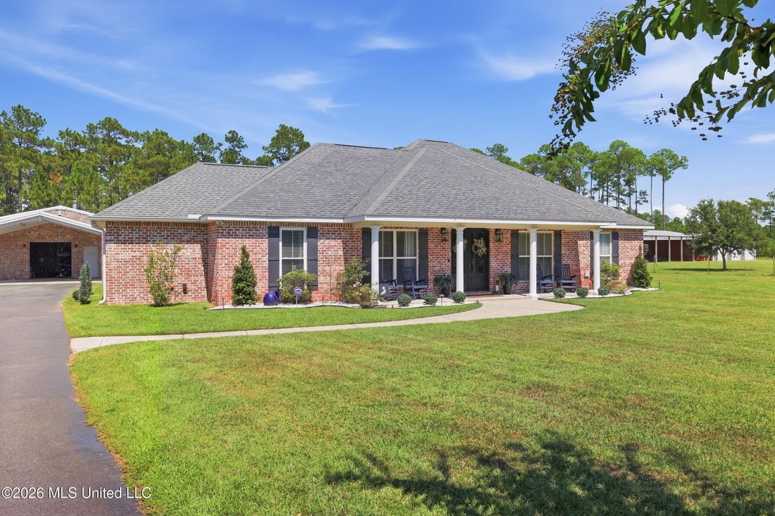 House in Ocean Springs, Mississippi, United States 2 - 19002702