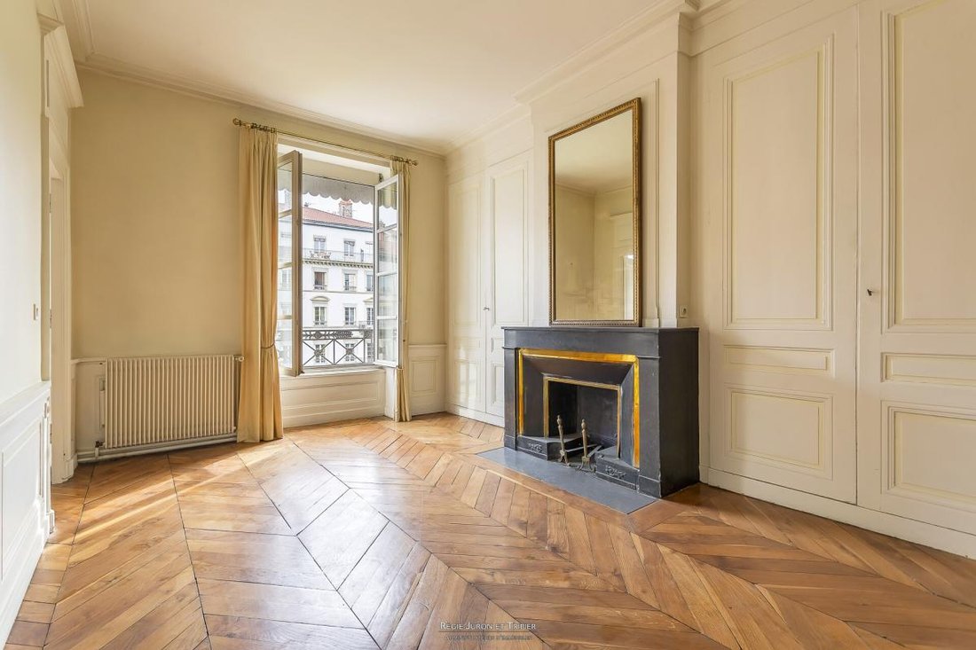Apartment in Tête d'Or-Foch-Vitton, Lyon 6e Arrondissement, Lyon 4 - 18983121