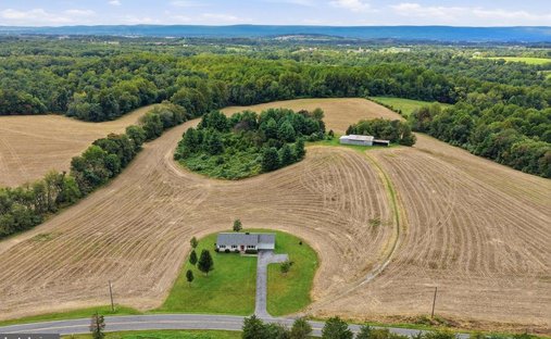 Farm Ranch in Keymar, Maryland, United States 1
